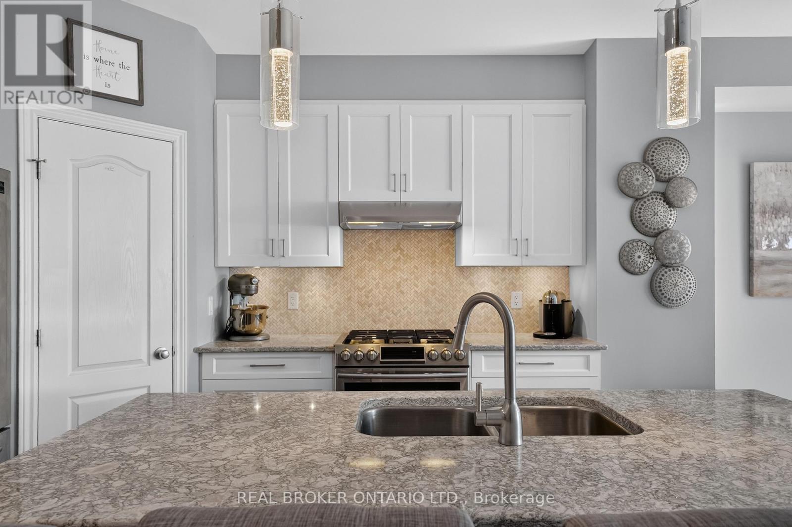609 EGRET WAY - Image 9