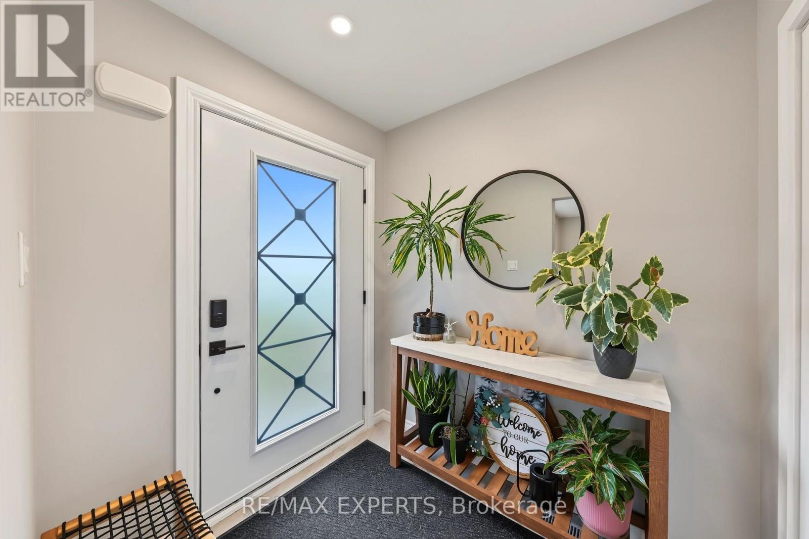 326 OAKWOOD COURT, Newmarket (Huron Heights-Leslie Valley) — photo 7