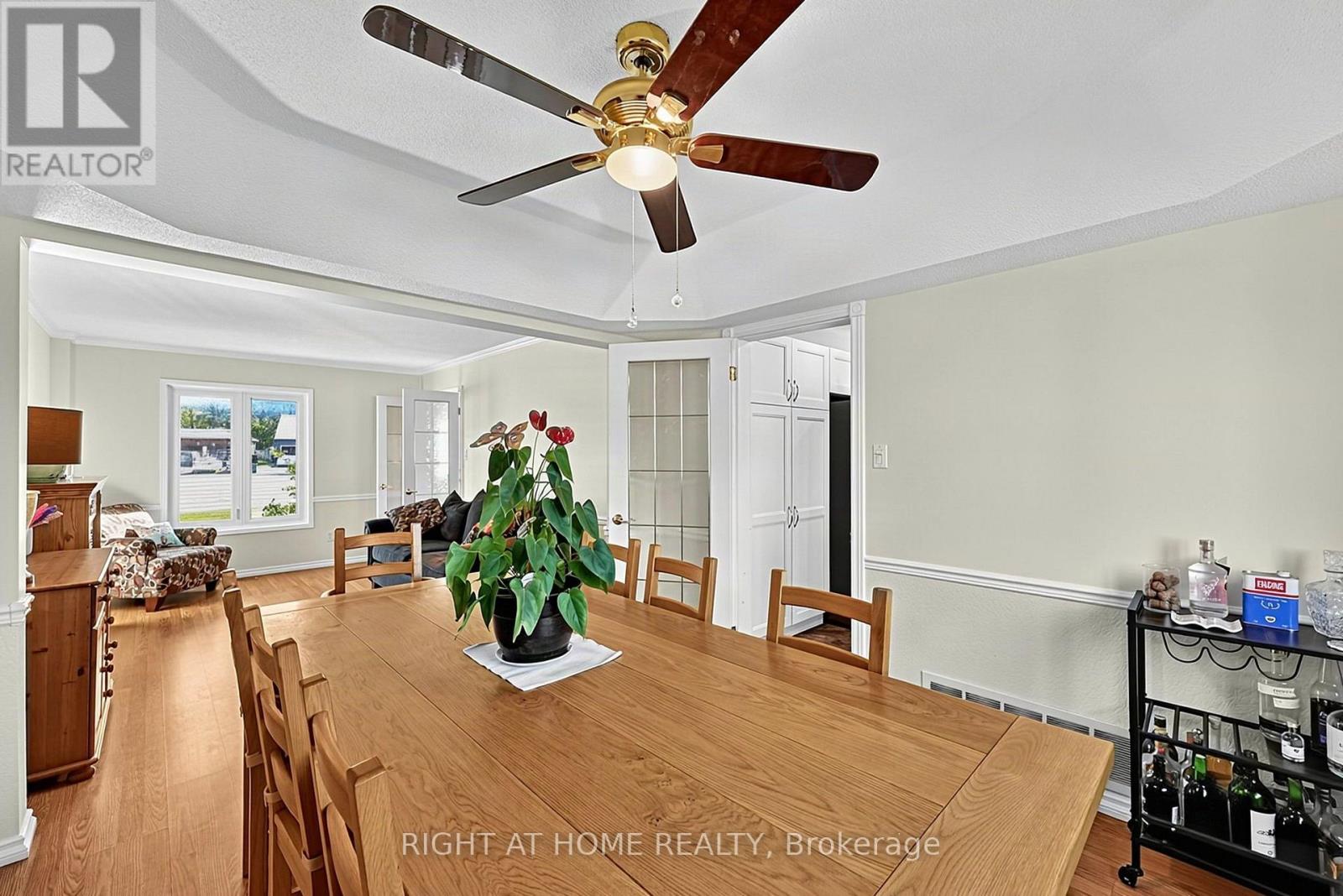 44 Edenbridge Drive, Essa photo 15