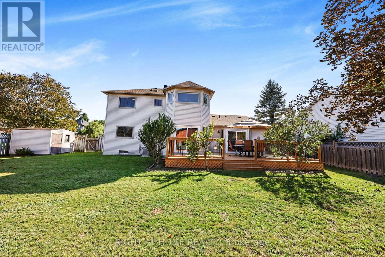 44 Edenbridge Drive, Essa photo 28