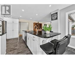 44 Edenbridge Drive, Essa, ON L0M1B3 Photo 10
