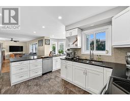 44 Edenbridge Drive, Essa, ON L0M1B3 Photo 9