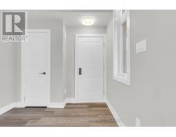 5 - 1 Bond Crescent, Richmond Hill, ON L4E1J4 Photo 10