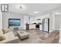 5 - 1 Bond Crescent, Richmond Hill, ON L4E1J4 Photo 13