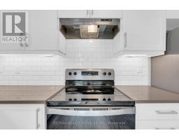 5 - 1 Bond Crescent, Richmond Hill, ON L4E1J4 Photo 22