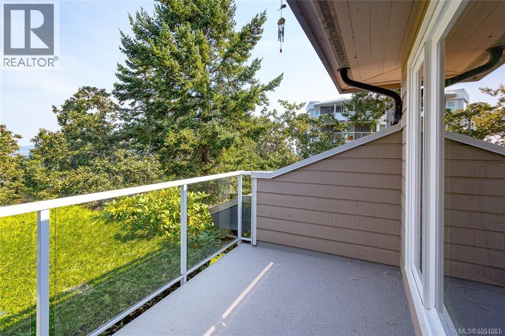 #109 2829 Arbutus Rd - Image 28