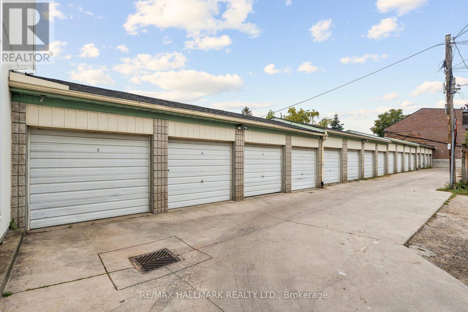 #7 6 BARTLETT AVENUE - Image 21