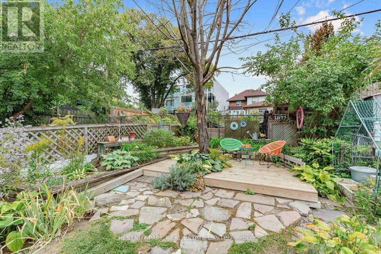1394 DAVENPORT ROAD - 13