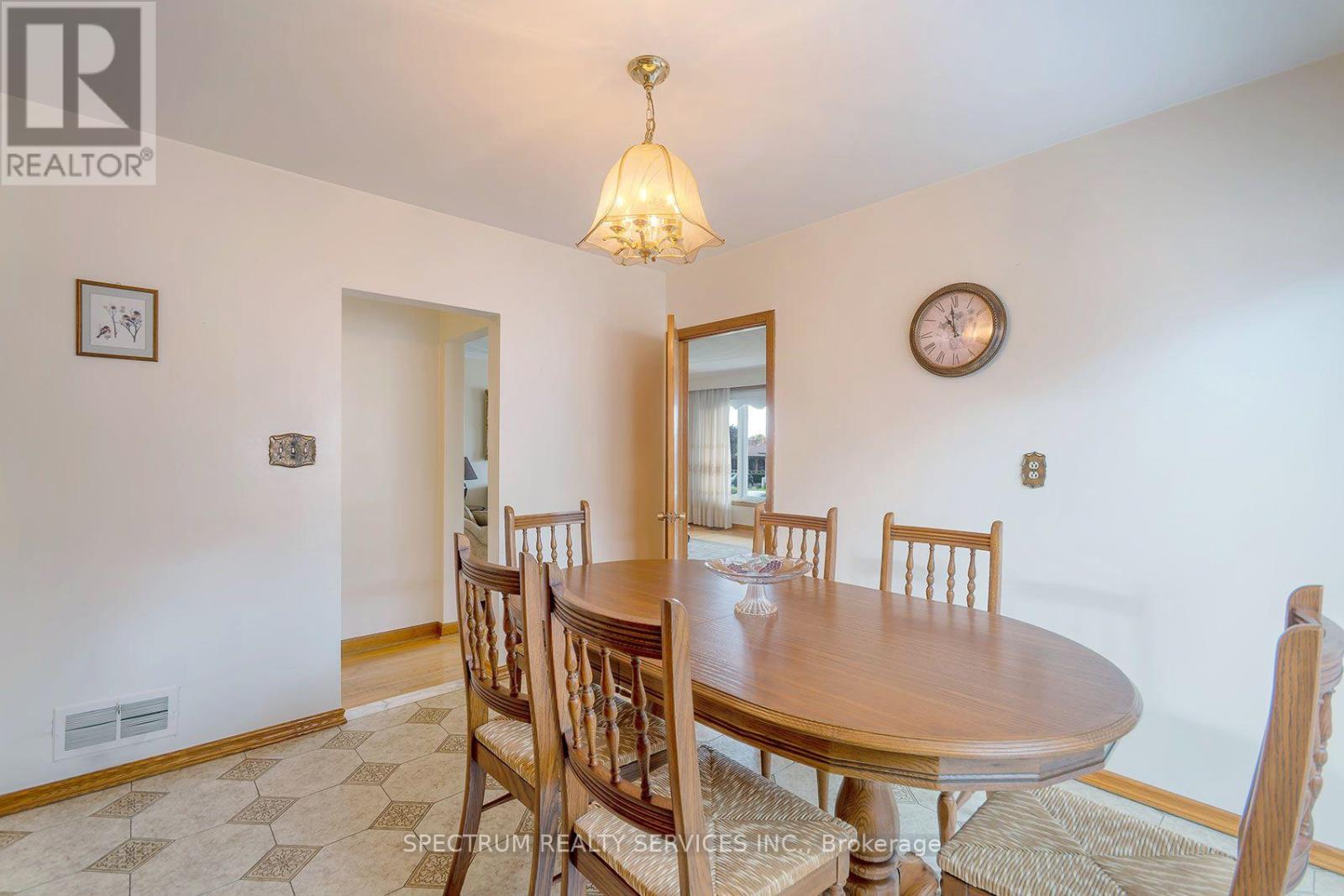 37 JOCADA ROAD - 14