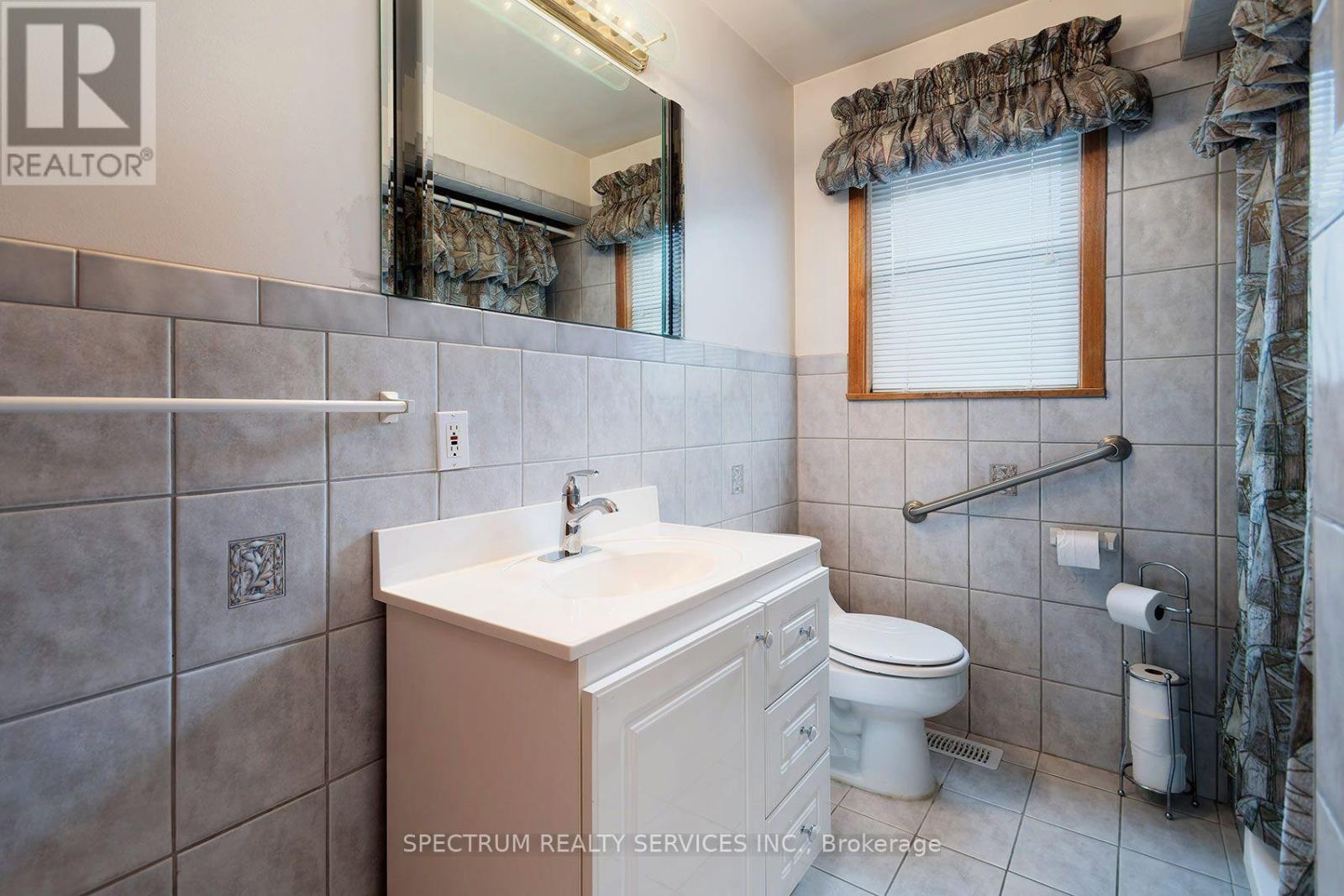 37 JOCADA ROAD - 22