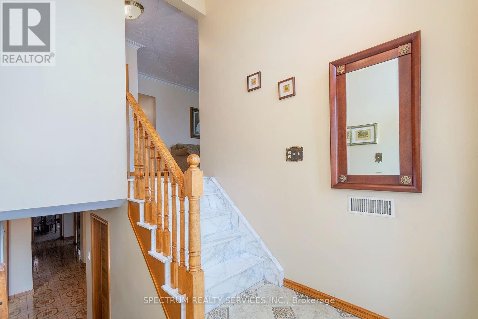 37 JOCADA ROAD - 24