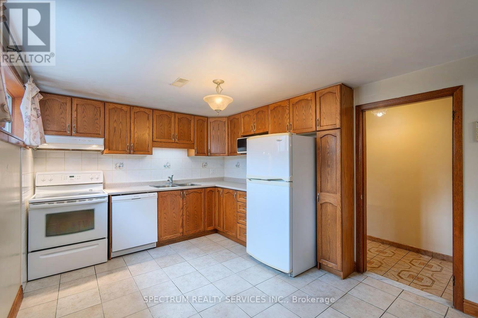 37 JOCADA ROAD - 33