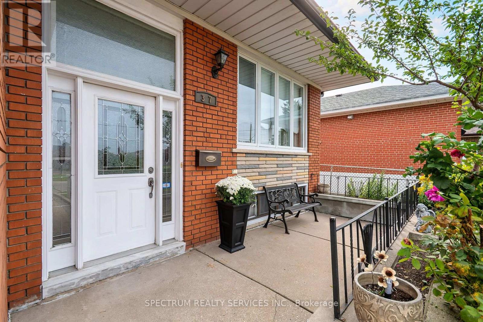 Photo of 37 JOCADA ROAD