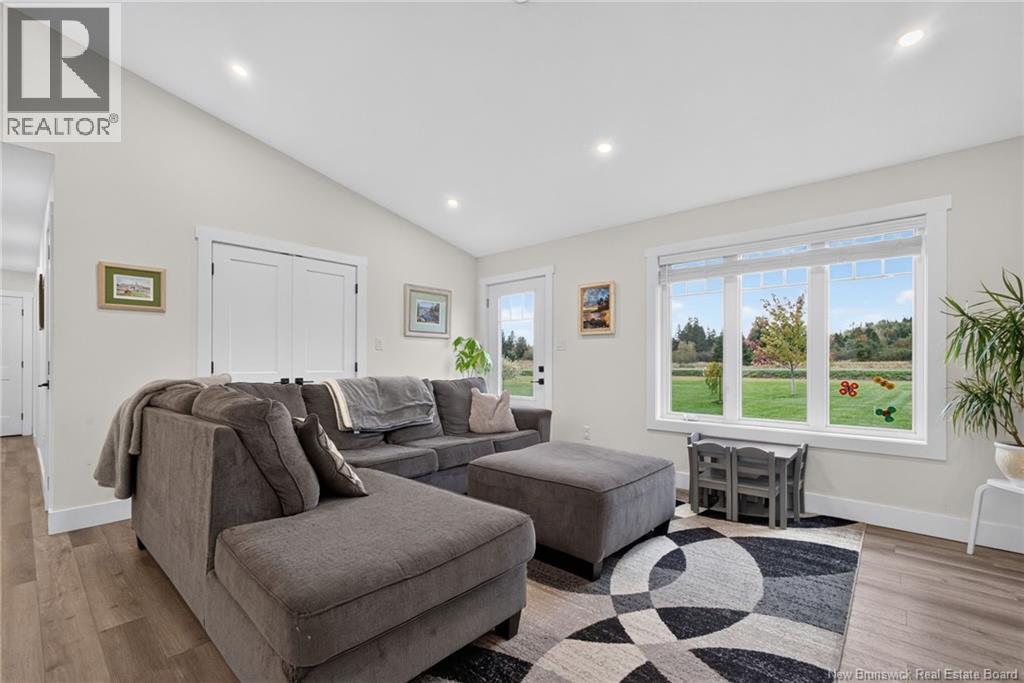 18 Hope Road - Image 14