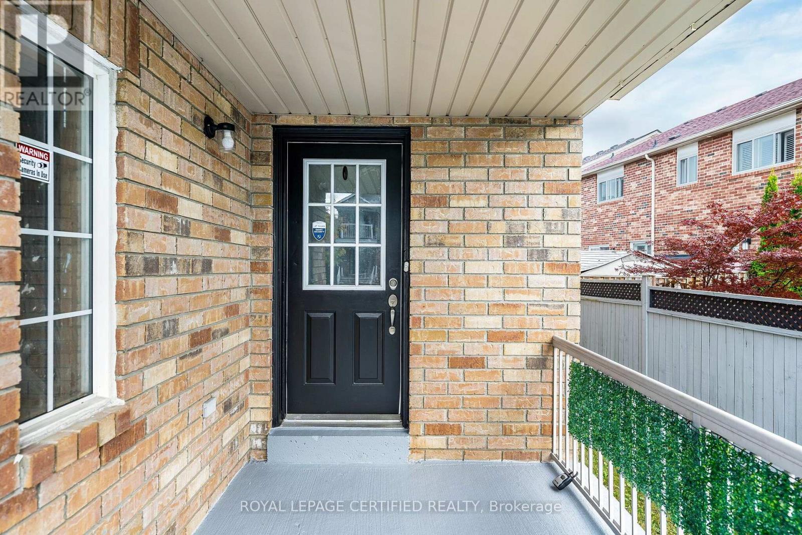 105 HOWLING CRESCENT - 7