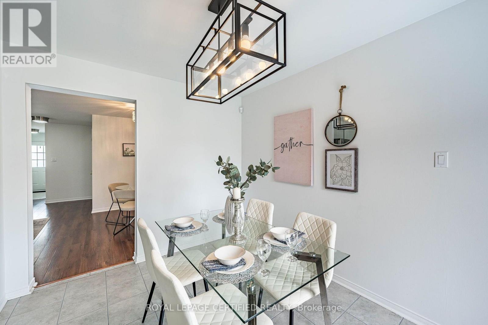 105 Howling Crescent, Ajax, ON photo 19