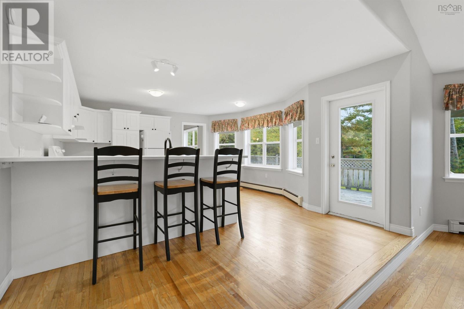 111 St George Boulevard - 11