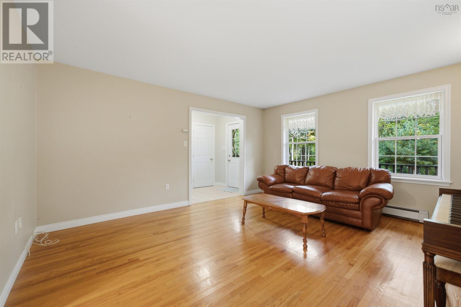 111 St George Boulevard - Image 21