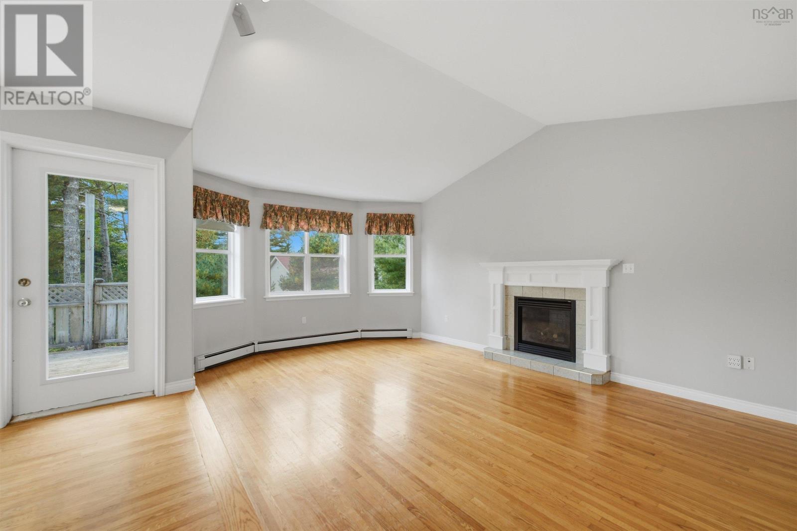 111 St George Boulevard - 9