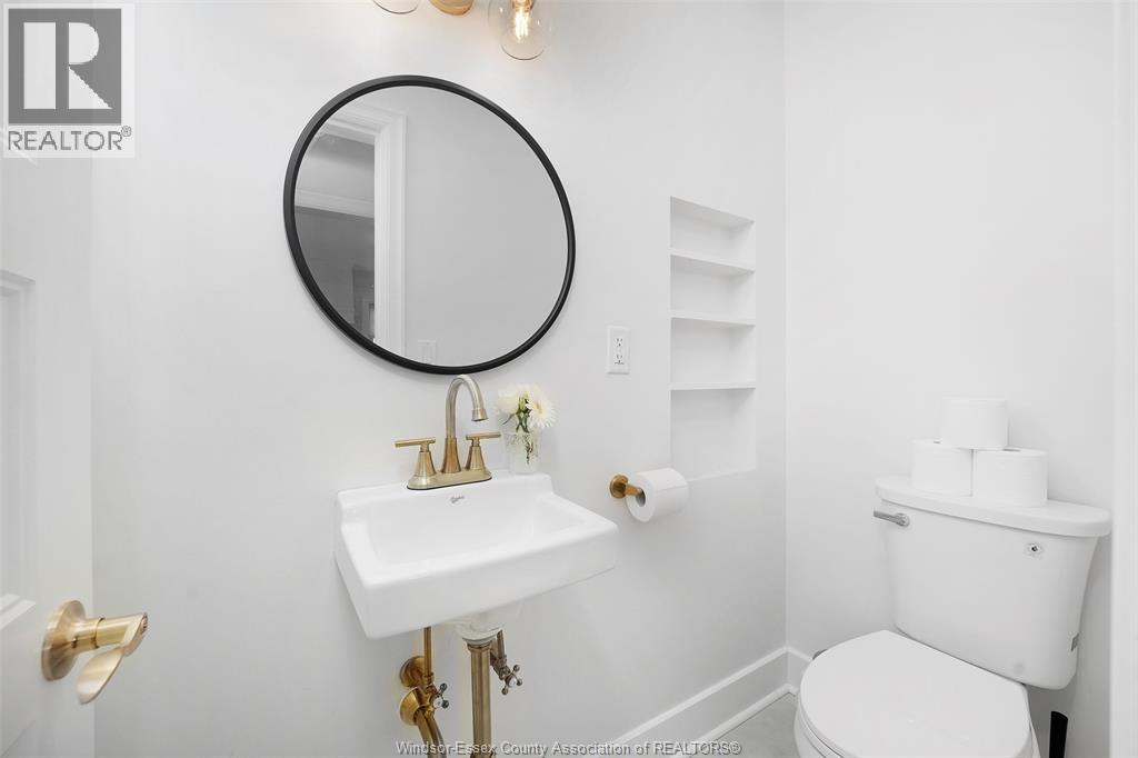 114 WALNUT STREET North - 25