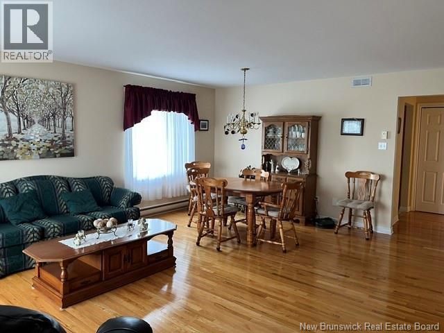 12 Caitlin Court - Image 3