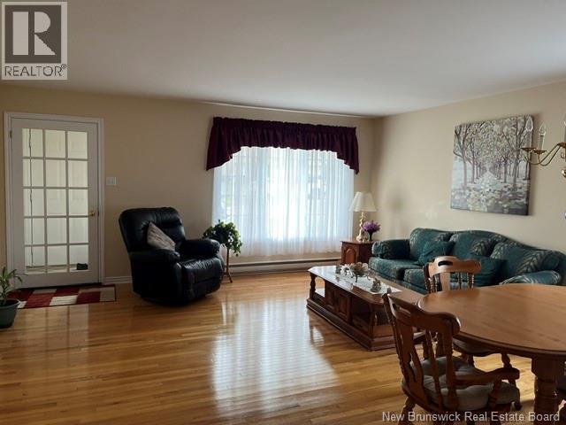 12 Caitlin Court - 4