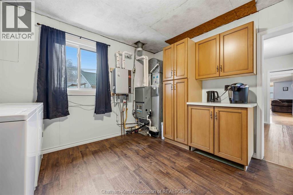 535 Richmond STREET - 15
