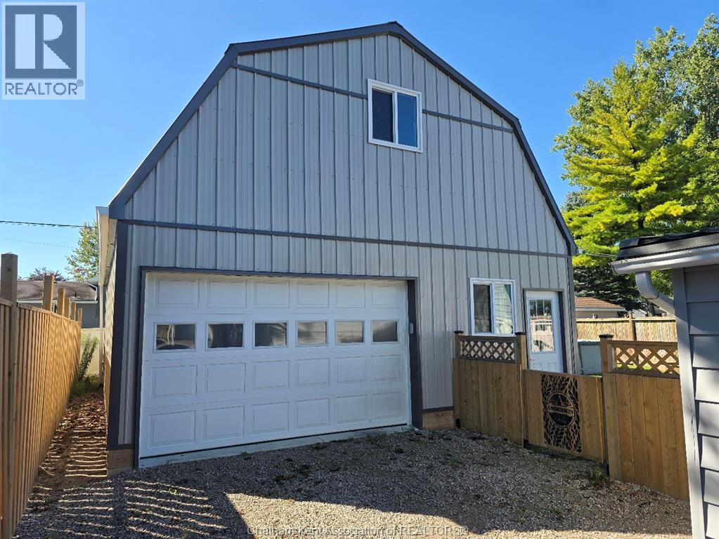 535 Richmond STREET - 2