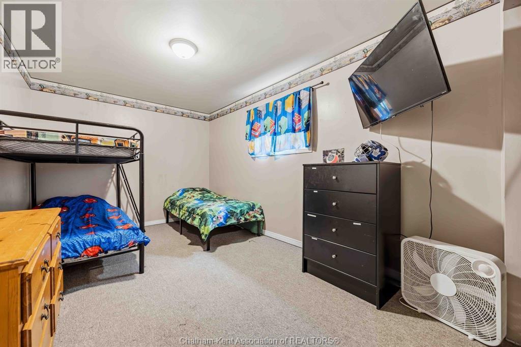 535 Richmond STREET - 30