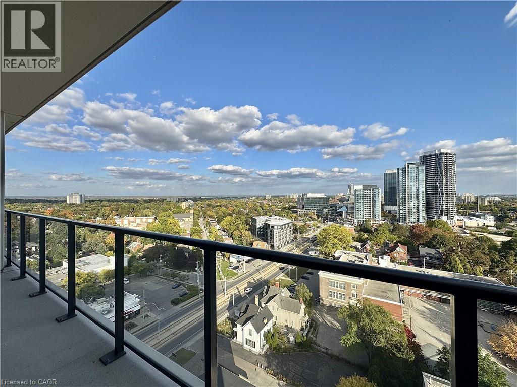 741 King Street West — photo 20
