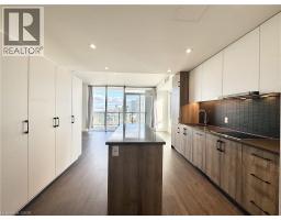 741 King Street W Unit# 1412, Kitchener, ON N2G0E9 Photo 15