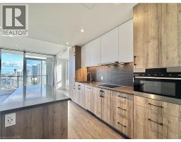741 King Street W Unit# 1412, Kitchener, ON N2G0E9 Photo 9