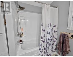 358 Ogden Avenue, Timmins, ON P4N1N4 Photo 9