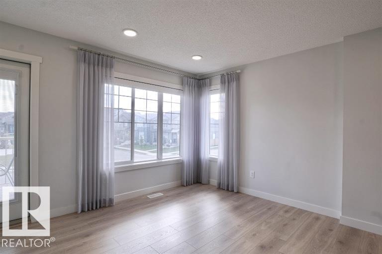862 DANIELS WY SW - 10