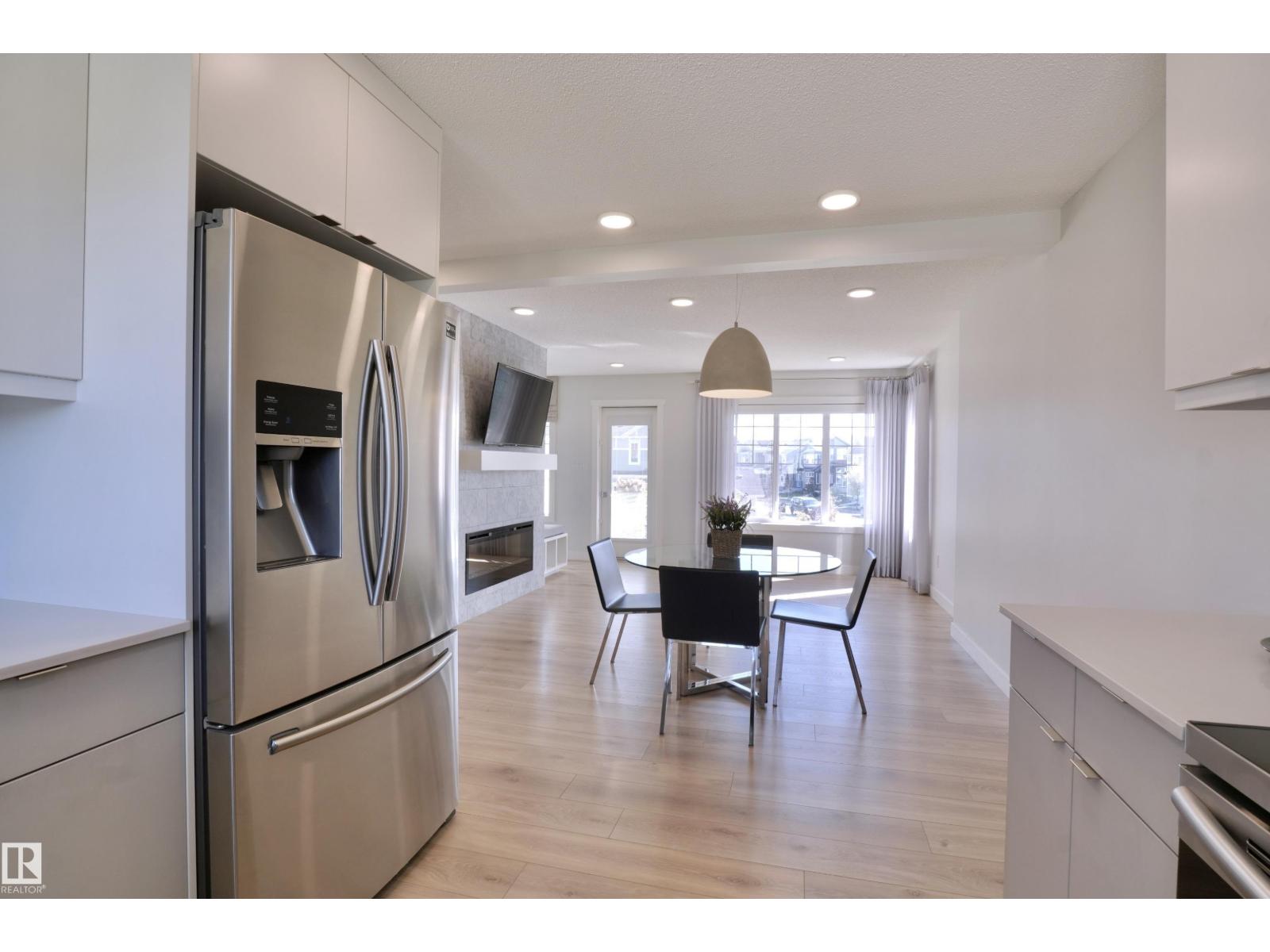 862 DANIELS WY SW - Image 7
