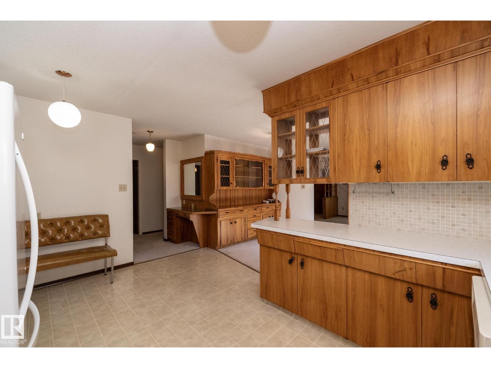 11322 52 ST NW - Image 20