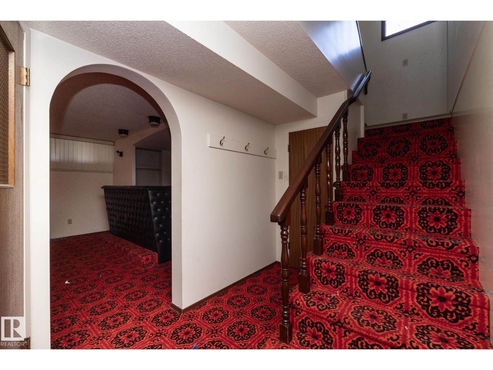 11322 52 ST NW - Image 38