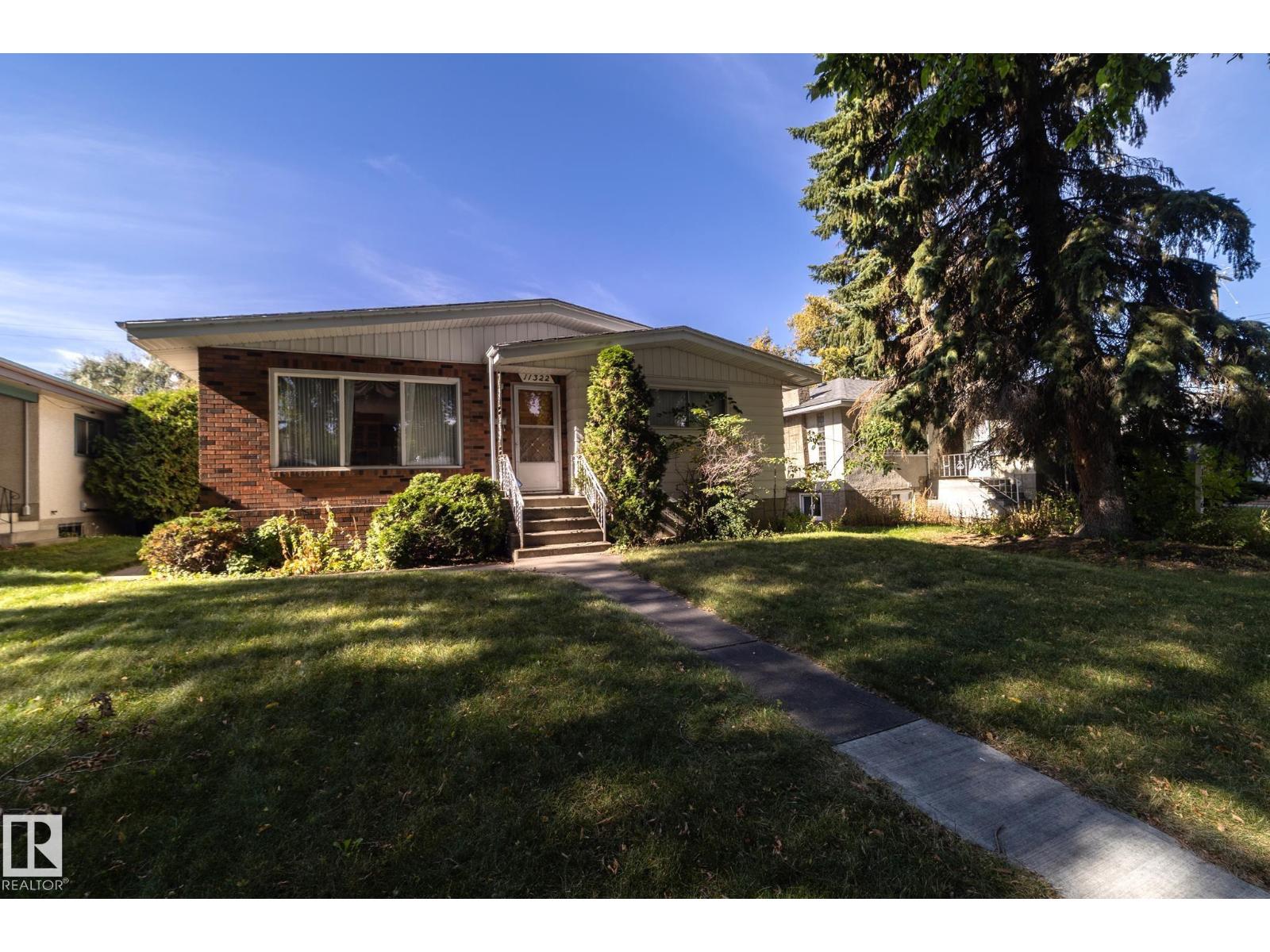 11322 52 ST NW - 3