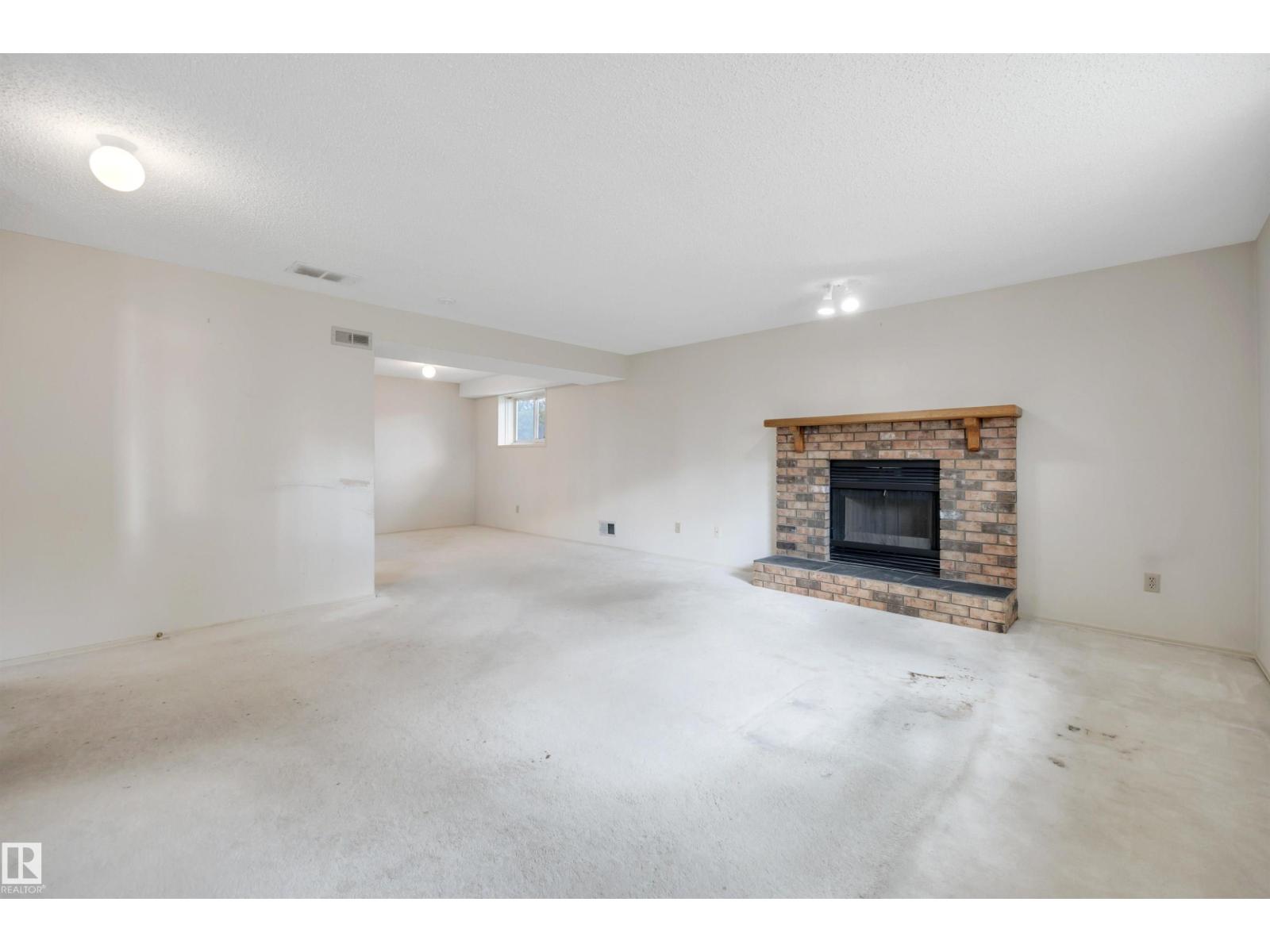 14819 35 ST NW - 20