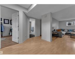 1233 Ormsby Ln Nw, Edmonton, AB T5T6R2 Photo 31