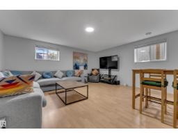 1233 Ormsby Ln Nw, Edmonton, AB T5T6R2 Photo 32