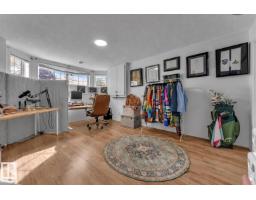 1233 Ormsby Ln Nw, Edmonton, AB T5T6R2 Photo 36