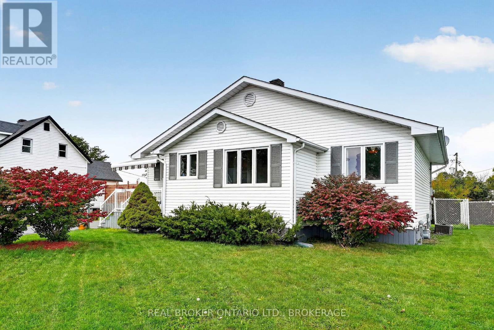 18 FROST AVENUE - 2