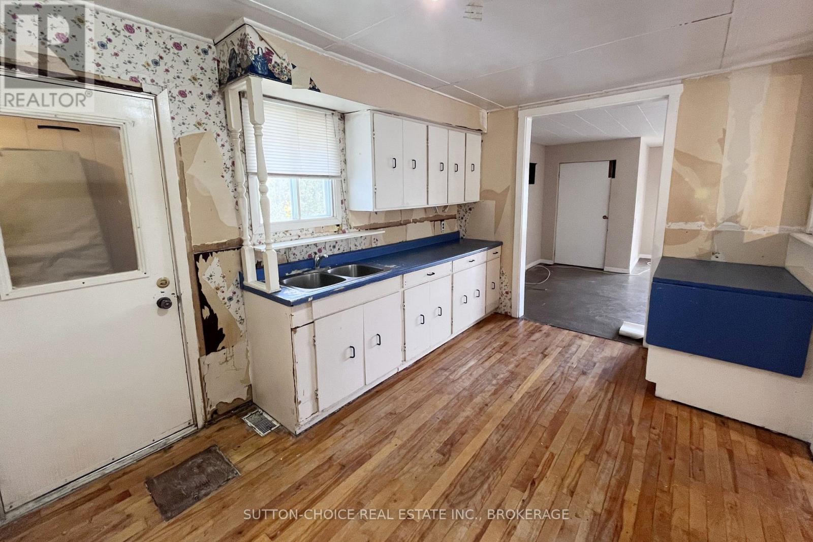 19 CEDAR STREET - Image 19