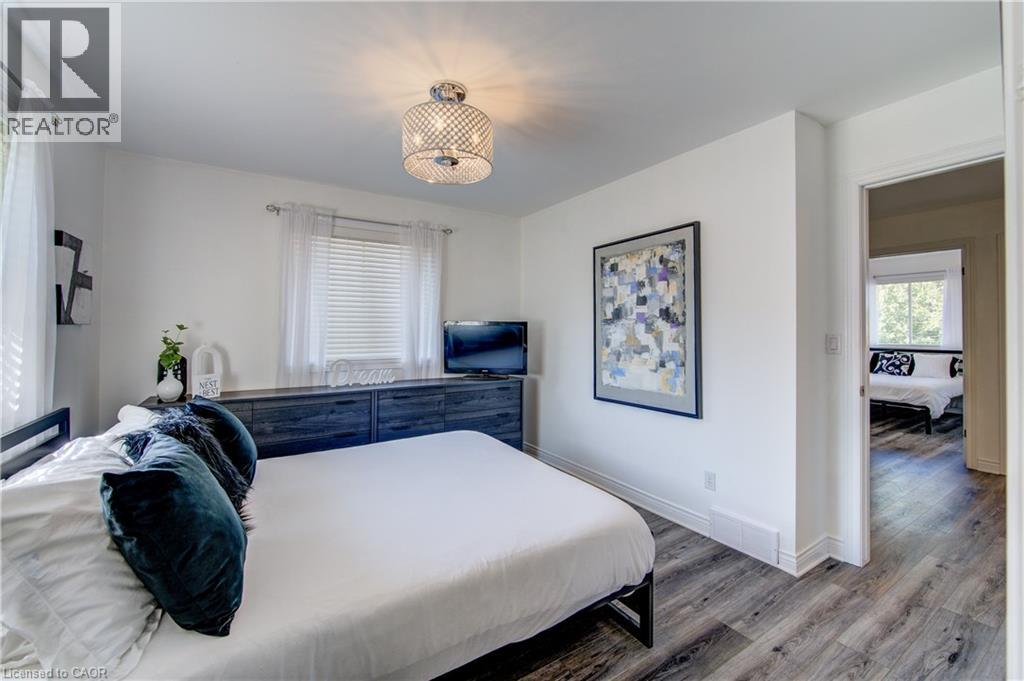 102 ALLEN Street - Image 22