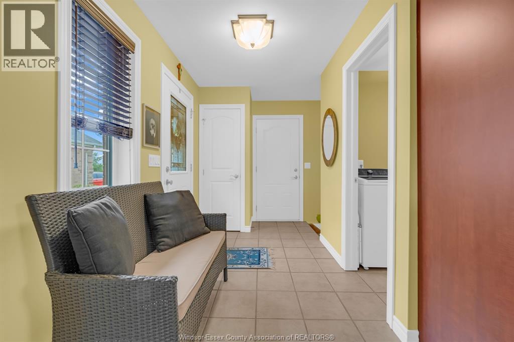 307 GOLFVIEW DRIVE - 4