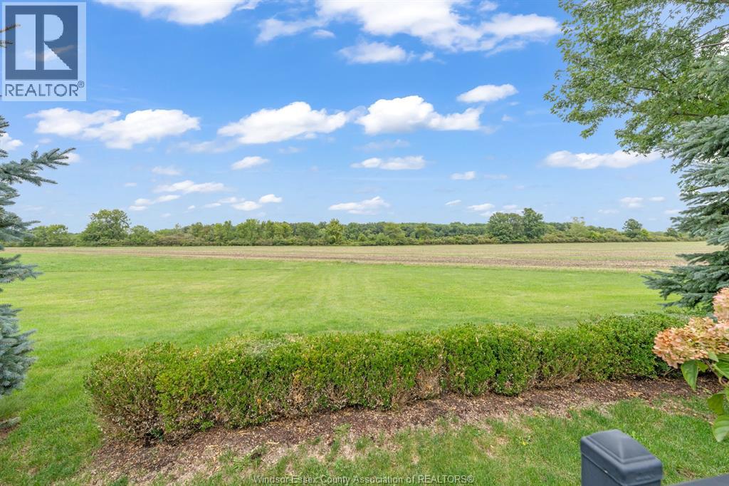 307 GOLFVIEW DRIVE - 27