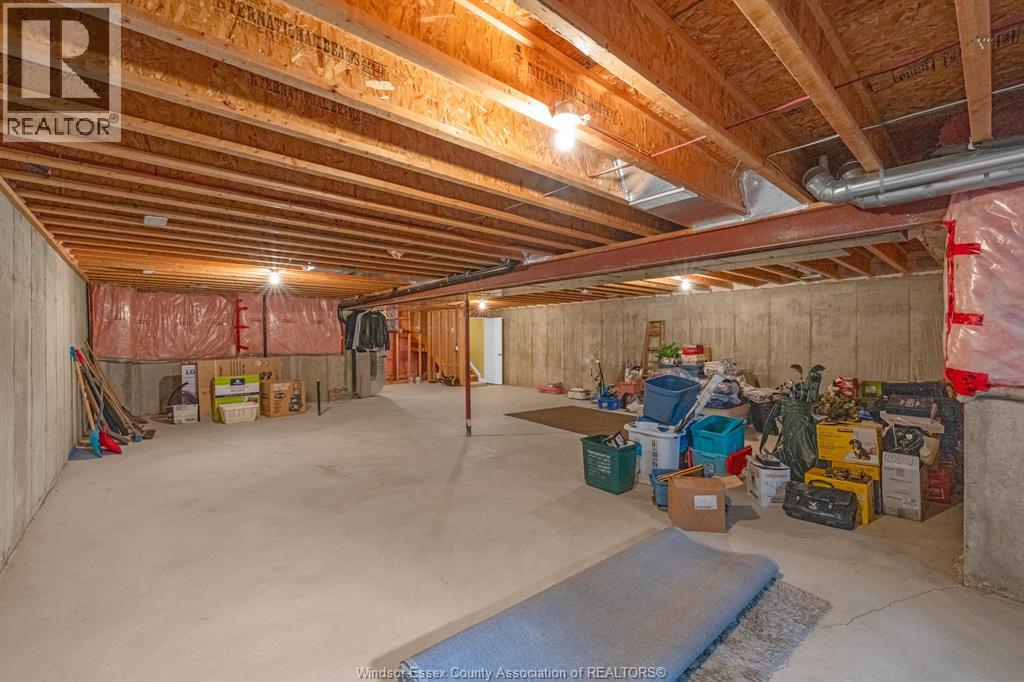 307 GOLFVIEW DRIVE - 23