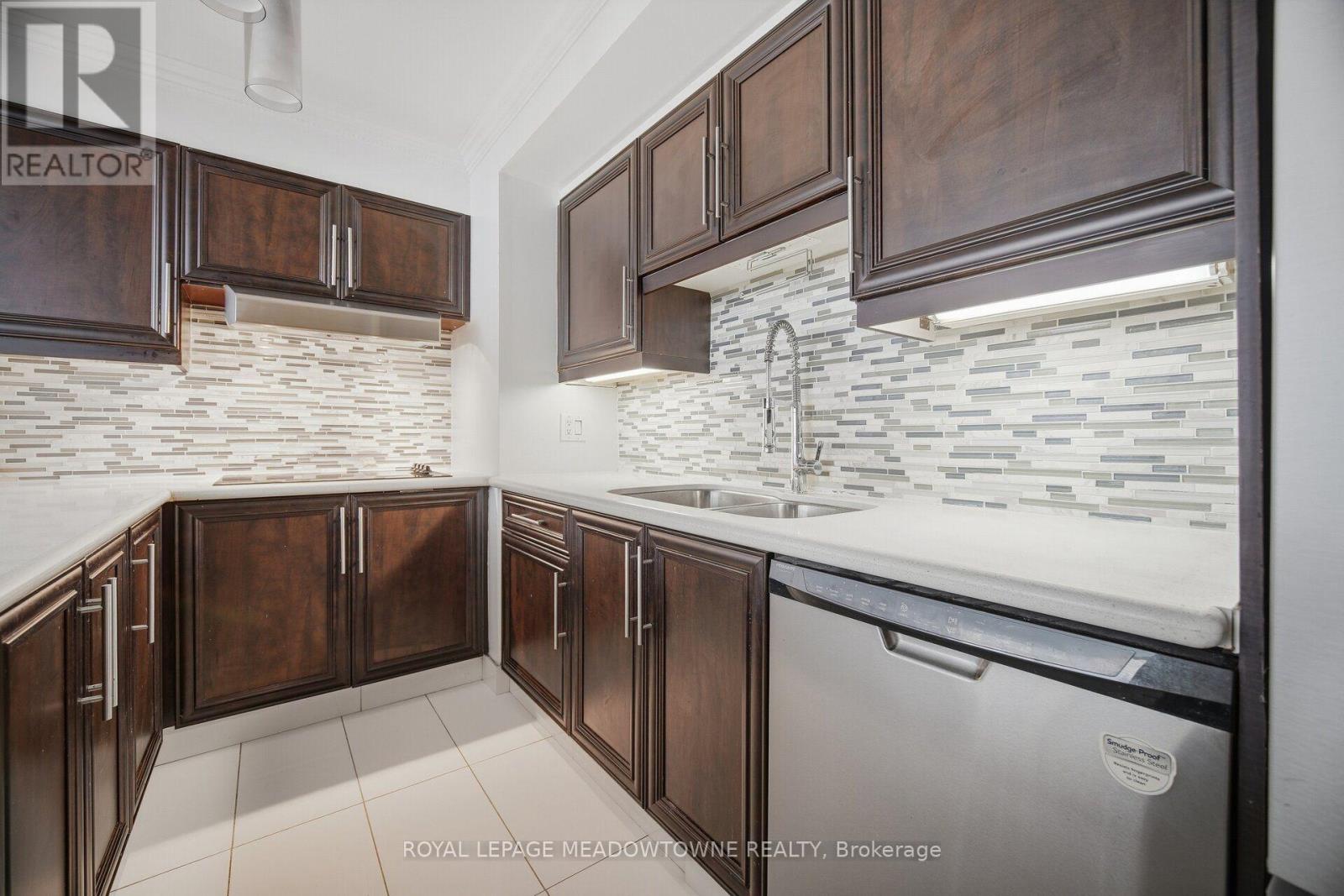 610- 82 Lombard Street, Toronto, ON photo 37