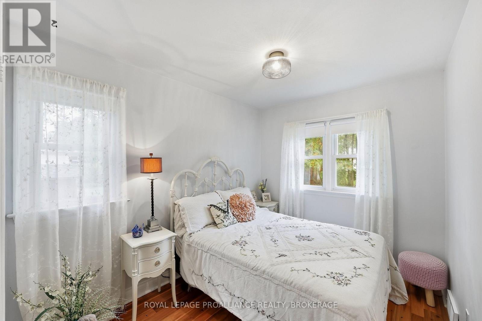 151 HAWTHORNE AVENUE - Image 22